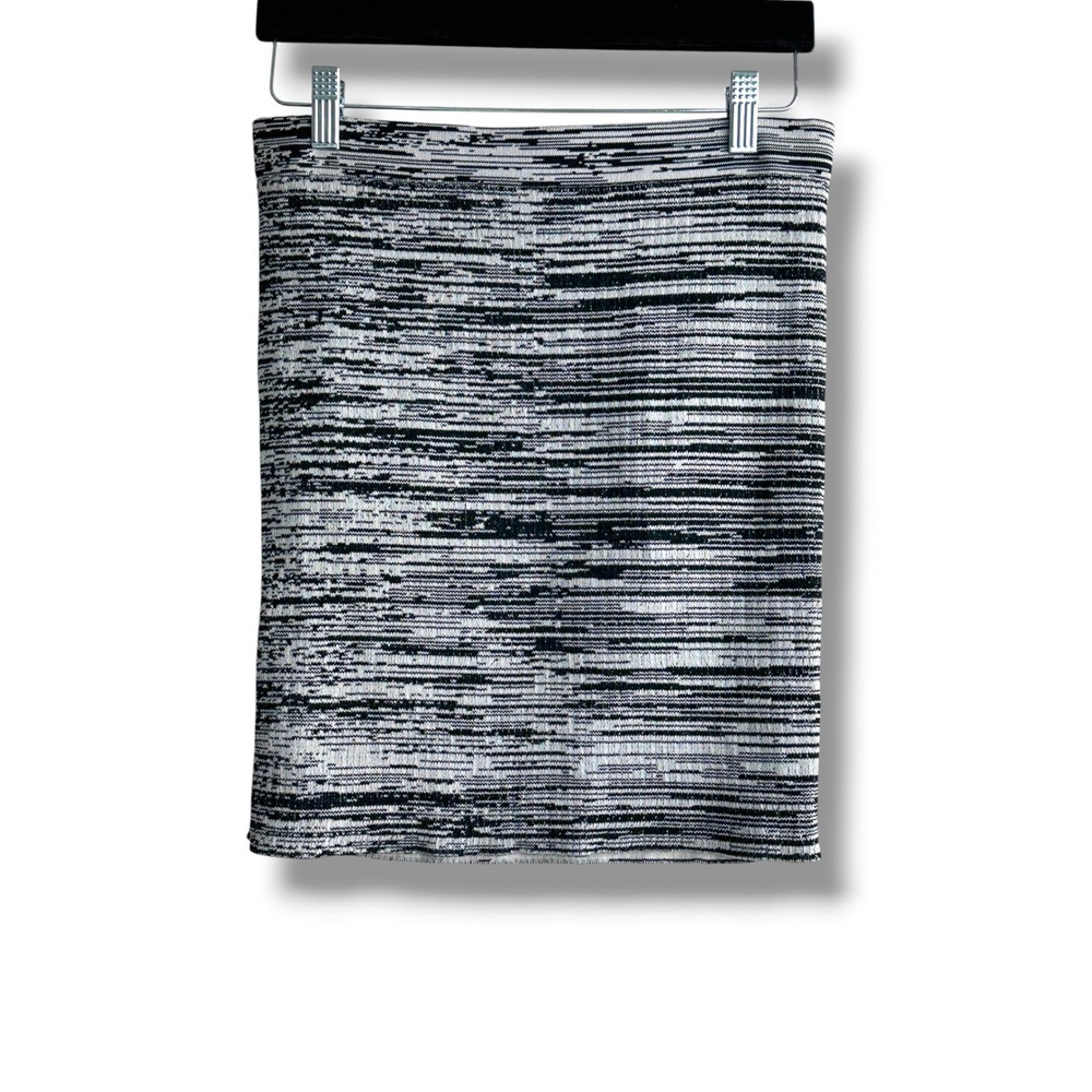 Guess Knit Mini Skirt Women Small Black White Space Dye Bodycon W73R10R1N00